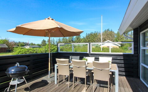 Awarth - 500M from the Sea