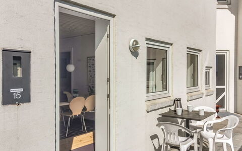 Britta - 100M from the Sea: Hout, Huis, Verblijf, Huis, Dak, Landelijk Gebied, Siding, Blokhut, Garden Gebouwen, Hardwood