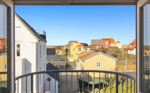 Varnava - 200M from the Sea: Meubilair, Interieur Ontwerp, Stoel, Flooring, Tafel, Toevlucht, Verdieping, Plafond, Kamer, Eco Hotel