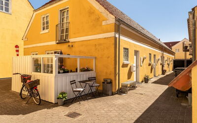 Swarthovde - 300M from the Sea