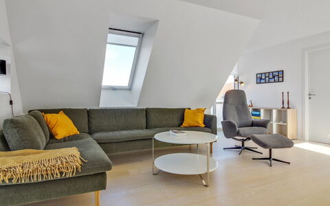 Kimon - 600M from the Sea: Architectuur, Dak, Huis, Samengesteld Materiaal, Daylighting, Siding, Oprit