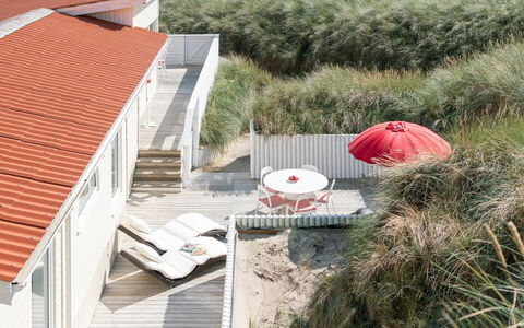 Franja - 100M from the Sea: Hout, Huis, Verblijf, Huis, Dak, Landelijk Gebied, Siding, Blokhut, Garden Gebouwen, Hardwood