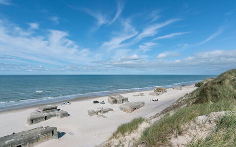 Franja - 100M from the Sea: Hout, Huis, Verblijf, Huis, Dak, Landelijk Gebied, Siding, Blokhut, Garden Gebouwen, Hardwood