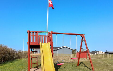 Fiene - 300M from the Sea: Woongebied, Dak, Voorstad, Oprit, Landgoed, Schoorsteen