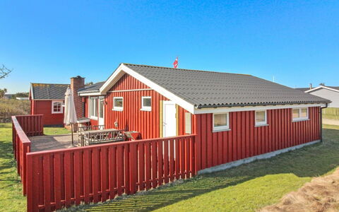 Fiene - 300M from the Sea: Woongebied, Dak, Voorstad, Oprit, Landgoed, Schoorsteen