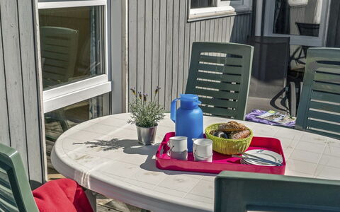 Thorbiorn - 350M from the Sea: Huis, Huis, Dak, Woongebied, Verblijf, Landgoed, Boerderij, Gazon, Landscaping, Siding