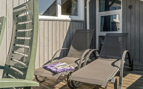 Thorbiorn - 350M from the Sea: Huis, Huis, Dak, Woongebied, Verblijf, Landgoed, Boerderij, Gazon, Landscaping, Siding