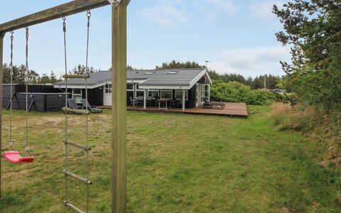 Nienke - 700M from the Sea: Woongebied, Dak, Voorstad, Oprit, Landgoed, Schoorsteen