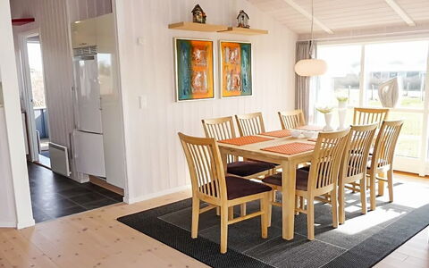 Tayna - 300M from the Sea: Huis, Verblijf, Veranda, Siding, Boerderij, Outdoor Structuur