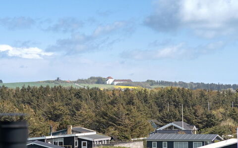 Abbie - 10M from the Sea: Huis, Dak, Huis, Landschap, Land Lot, Landelijk Gebied, Plain, Verblijf, Veld, Helling