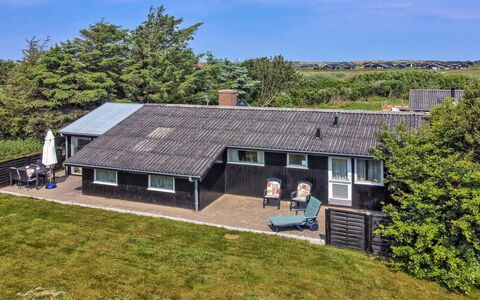 Arben - 900M from the Sea: Huis, Huis, Dak, Woongebied, Verblijf, Landgoed, Boerderij, Gazon, Landscaping, Siding