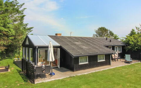 Arben - 900M from the Sea: Huis, Huis, Dak, Woongebied, Verblijf, Landgoed, Boerderij, Gazon, Landscaping, Siding