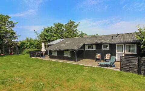 Arben - 900M from the Sea: Huis, Huis, Dak, Woongebied, Verblijf, Landgoed, Boerderij, Gazon, Landscaping, Siding