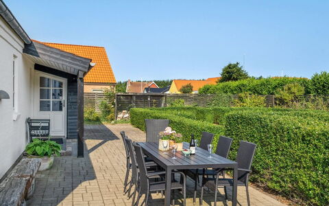 Pelagija - 900M from the Sea: Buitenmeubels, Buitentafel, Schaduw, Stoel, Landscaping, Patio, Flagstone, Keuken En Eettafel, Eco Hotel, Kamerplant