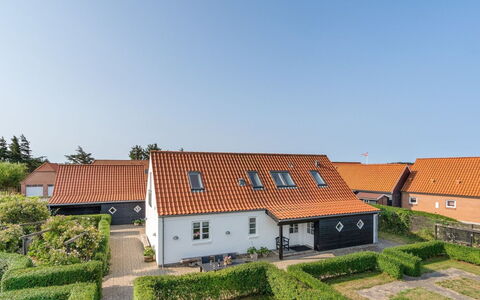 Pelagija - 900M from the Sea: Dak, Huis, Huis, Woongebied, Facade, Architectuur, Verblijf, Landgoed, Land Lot, Boerderij