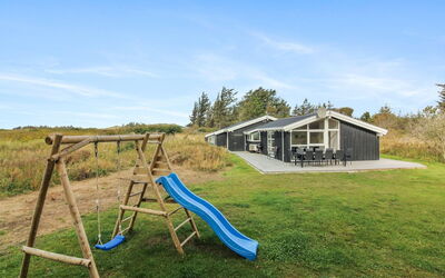 Marlie - 600M from the Sea