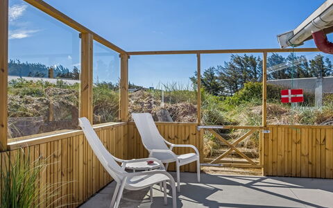 Marius - 200M from the Sea: Hout, Huis, Verblijf, Huis, Dak, Landelijk Gebied, Siding, Blokhut, Garden Gebouwen, Hardwood