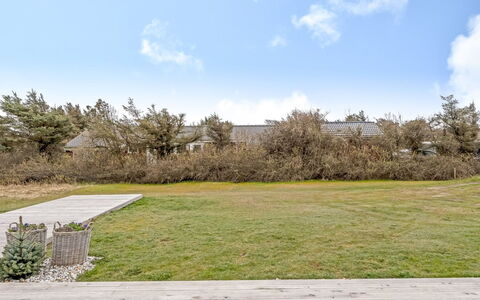 Tatania - 800M from the Sea: Gras, Grasland, Land Lot, Verblijf, Landelijk Gebied, Weide, Garden Gebouwen, Tuin, Schuur