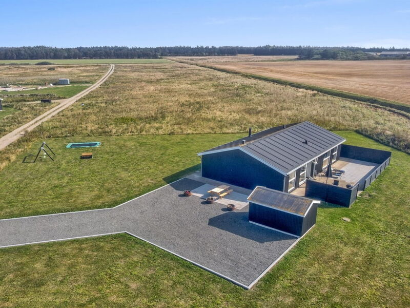Siger - 1.6Km from the Sea