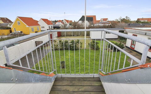 Evangelina - 350M from the Sea: Trap, Samengesteld Materiaal, Leuning, Helling, Daylighting, Hek, Balkon
