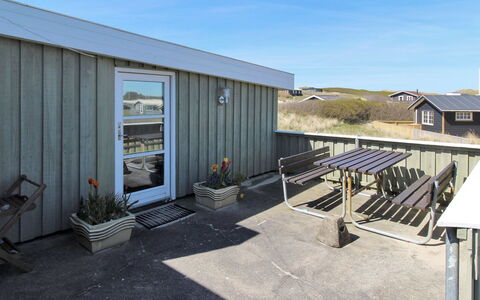 Dyveke - 220M from the Sea: Dak, Land Lot, Verblijf, Huis, Landelijk Gebied, Schuur, Siding, Garden Gebouwen, Blokhut, Hut