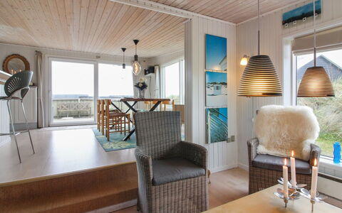 Dyveke - 220M from the Sea: Dak, Land Lot, Verblijf, Huis, Landelijk Gebied, Schuur, Siding, Garden Gebouwen, Blokhut, Hut
