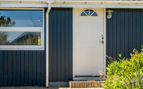 Vilhelmiina - 350M from the Sea: Huis, Huis, Deur, Dak, Verblijf, Landgoed, Tuin, Schaduw, Siding, Werf