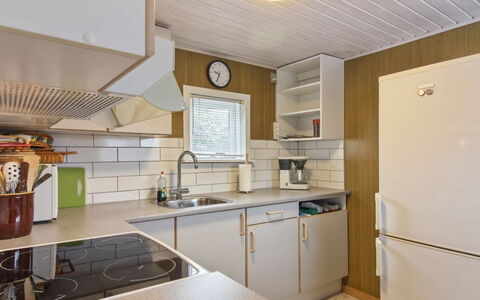 Nore - 350M from the Sea: Hout, Huis, Verblijf, Huis, Dak, Landelijk Gebied, Siding, Blokhut, Garden Gebouwen, Hardwood
