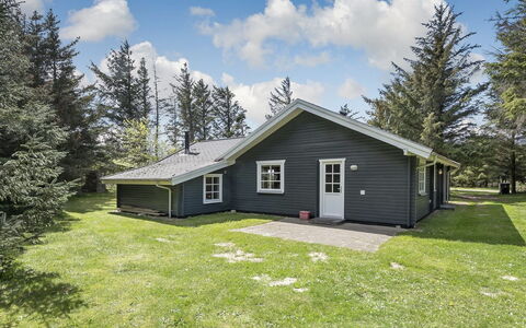 Vaska - 550M from the Sea: Dak, Huis, Huis, Verblijf, Siding, Landgoed, Oprit, Garden Gebouwen, Werf, Schuur