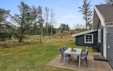 Vaska - 550M from the Sea: Dak, Huis, Huis, Verblijf, Siding, Landgoed, Oprit, Garden Gebouwen, Werf, Schuur
