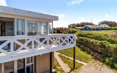 Mielikki - 200M from the Sea