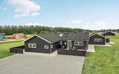 Fegge - 1.5Km from the Sea