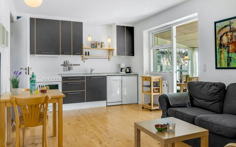 Adla - 450M from the Sea: Meubilair, Flooring, Interieur Ontwerp, Hout, Plafond, Verdieping, Keuken, Kamer, Tafel, Houten Vloer