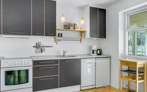 Adla - 450M from the Sea: Keuken, Toestel Van De Keuken, Countertop, Flooring, Major Appliance, Cabinetry, Hout, Meubilair, Interieur Ontwerp, Huishoudapparatuur