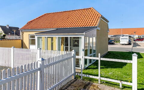 Adla - 450M from the Sea: Woongebied, Dak, Huis, Huis, Veranda, Deur, Samengesteld Materiaal, Siding, Verblijf, Hek