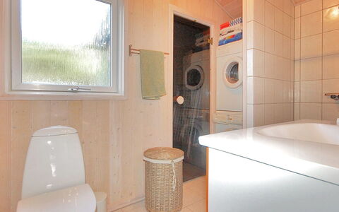 Taina - 1.1Km from the Sea: Huis, Huis, Deur, Dak, Verblijf, Landgoed, Tuin, Schaduw, Siding, Werf