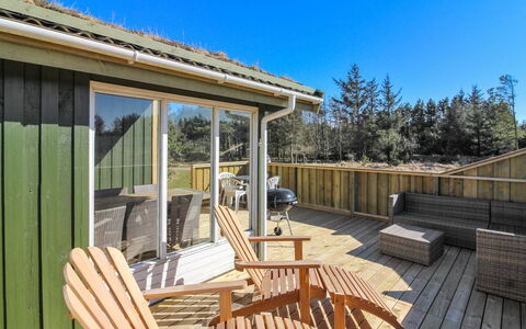 Taina - 1.1Km from the Sea: Huis, Huis, Deur, Dak, Verblijf, Landgoed, Tuin, Schaduw, Siding, Werf