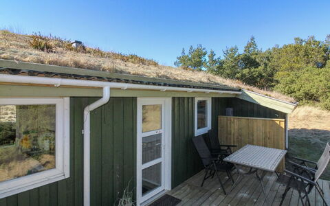 Taina - 1.1Km from the Sea: Huis, Huis, Deur, Dak, Verblijf, Landgoed, Tuin, Schaduw, Siding, Werf