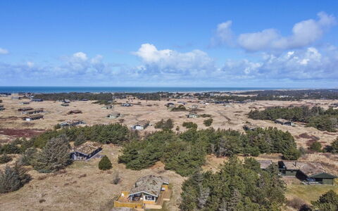 Taina - 1.1Km from the Sea: Huis, Huis, Deur, Dak, Verblijf, Landgoed, Tuin, Schaduw, Siding, Werf