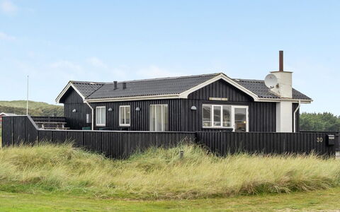 Helma - 200M from the Sea: Hout, Huis, Verblijf, Huis, Dak, Landelijk Gebied, Siding, Blokhut, Garden Gebouwen, Hardwood