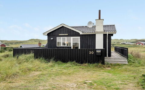 Helma - 200M from the Sea: Hout, Huis, Verblijf, Huis, Dak, Landelijk Gebied, Siding, Blokhut, Garden Gebouwen, Hardwood