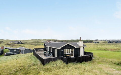 Helma - 200M from the Sea: Hout, Huis, Verblijf, Huis, Dak, Landelijk Gebied, Siding, Blokhut, Garden Gebouwen, Hardwood