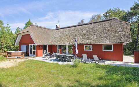 Thordo - 2.4Km from the Sea: Thatching, Verblijf, Huis, Dak, Huis, Boerderij, Hut, Landgoed, Dorp