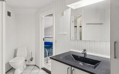 Ellanor - 1Km from the Sea