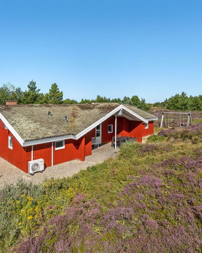 Asdis - 2.8Km from the Sea
