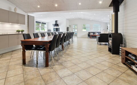 Nael - 1.6Km from the Sea: Flooring, Plafond, Interieur Ontwerp, Verdieping, Bankstel, Woonkamer, Hardwood, Lichte Inrichting, Houten Vloer