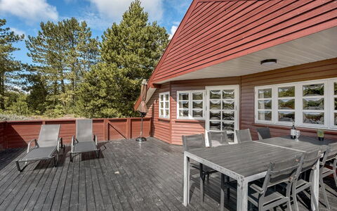 Heralda - 3.3Km from the Sea: Gras, Huis, Dak, Huis, Verblijf, Struik, Land Lot, Landelijk Gebied, Boerderij, Groundcover