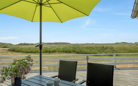 Chrisse - 550M from the Sea: Verblijf, Schuur, Hut, Boerderij, Prairie, Keet, Schuur, Blokhut, Garden Gebouwen