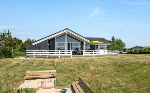 Chrisse - 550M from the Sea: Verblijf, Schuur, Hut, Boerderij, Prairie, Keet, Schuur, Blokhut, Garden Gebouwen