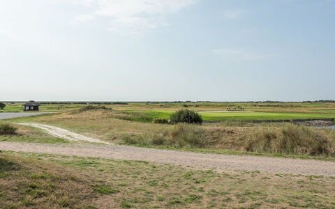 Helvig - 2.3Km from the Sea: Lucht, Gras, Natuurlijke Omgeving, Groen, Grasland, Ecoregio, Plain, Horizon, Natuurlijk Landschap, Veld